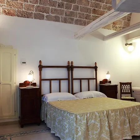 Couette-café Dimora Santa Lucia Taviano (Lecce)